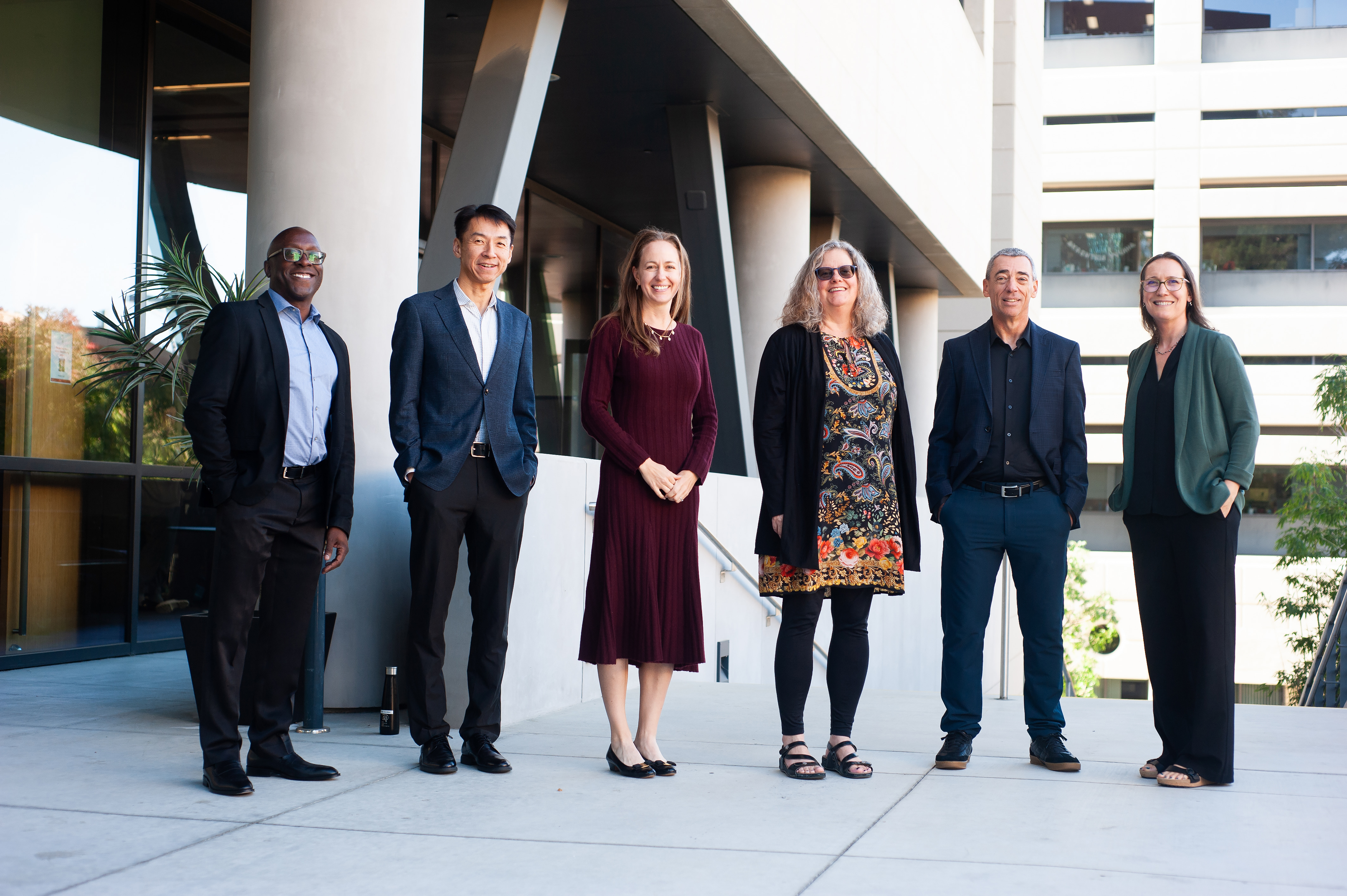 Group photo of Wu Tsai Neurosciences Institute Executive Committee