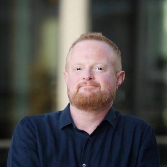 Headshot of Daniel Jarosz